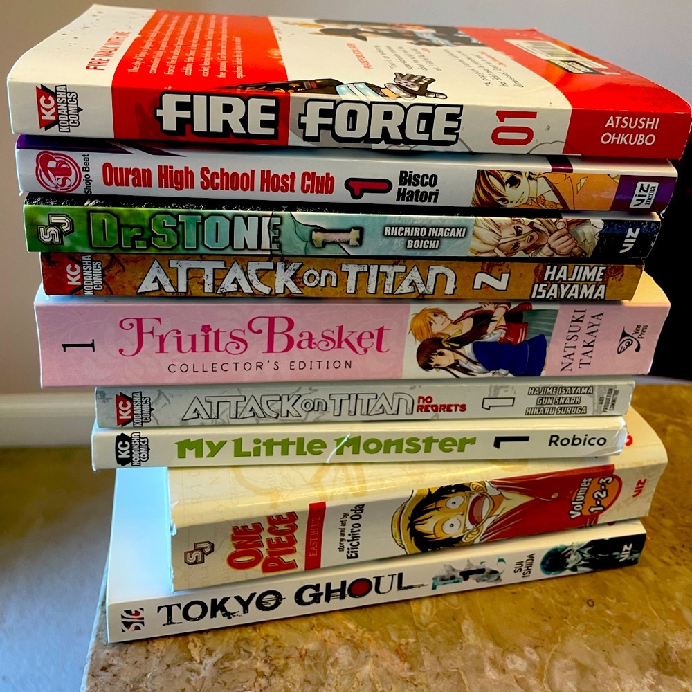 Manga books bundle, 9 books